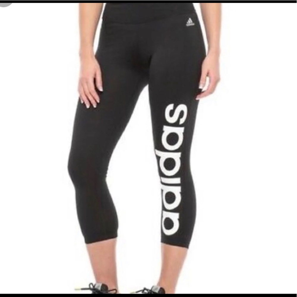 Adidas 3/4 crop leggings size Med - Picture 1 of 7